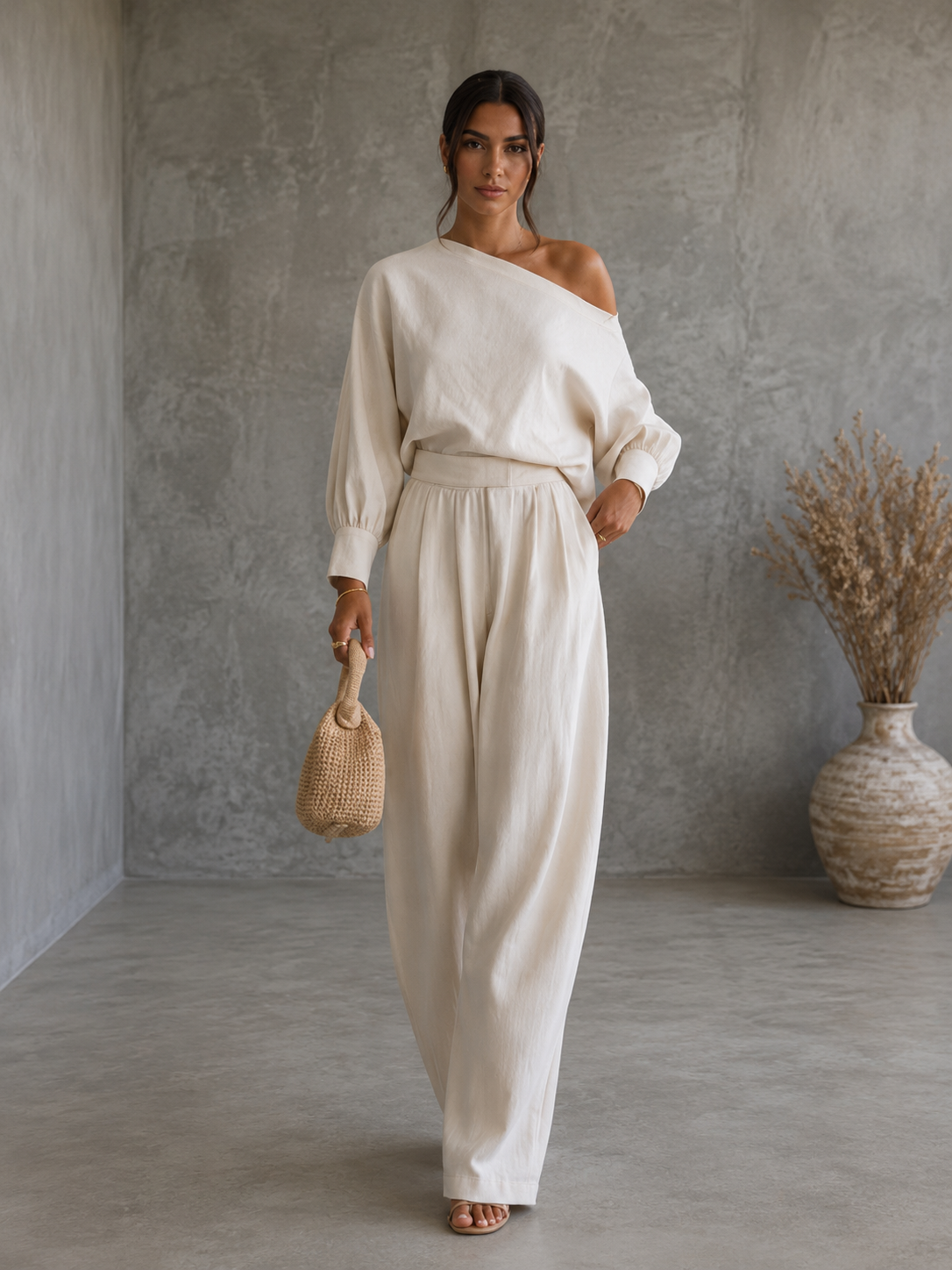 AURELIA · MONO AURELIA STORE