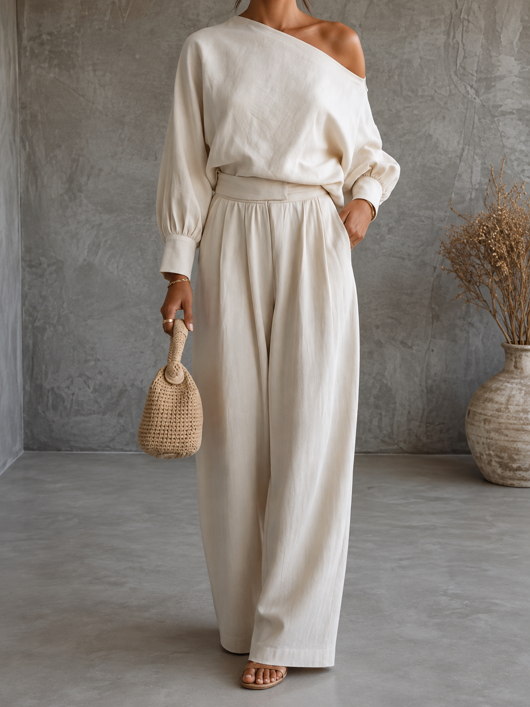 AURELIA · MONO AURELIA STORE