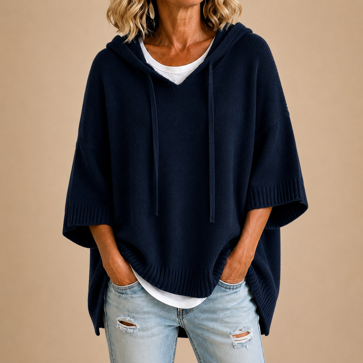 MIRELLA™ | Poncho de Punto con Capucha