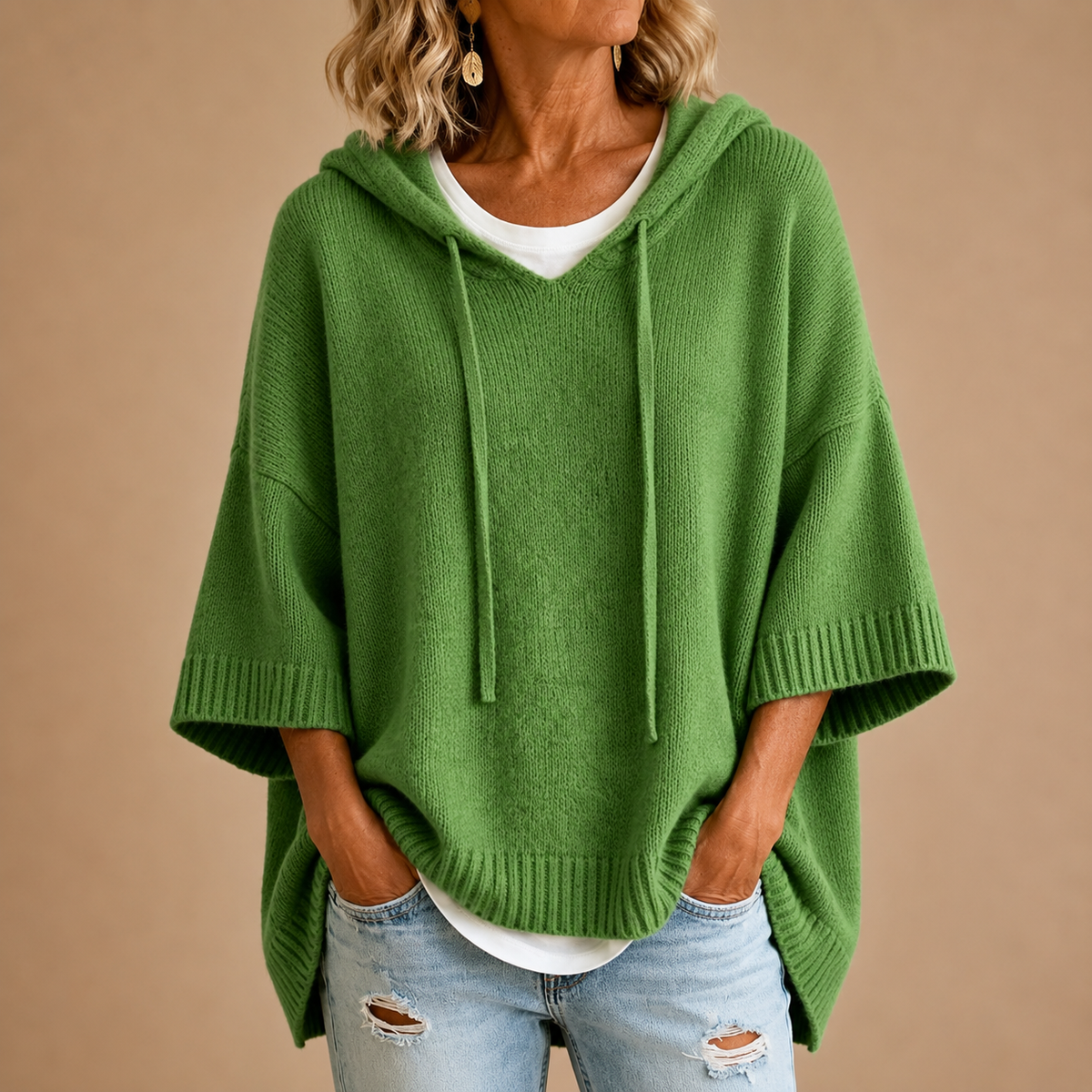 MIRELLA™ | Poncho de Punto con Capucha