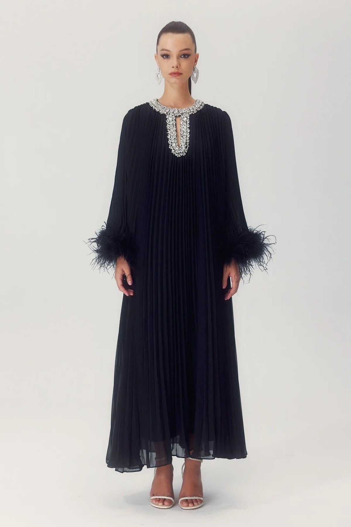 Vestido con Plumas Diamante de Paula